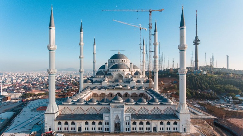 Çamlıca camii ramazan’da açılacak!