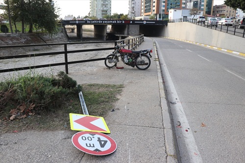 Adana'da trafik kazası: 3 yaralı