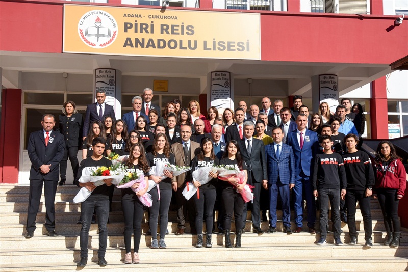 Z-Kütüphane’nin açılış töreni..