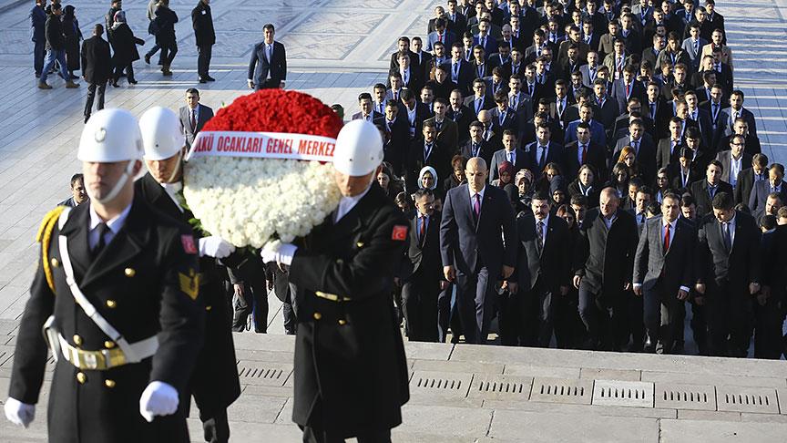 Ülkü ocaklarından Anıtkabir ziyareti