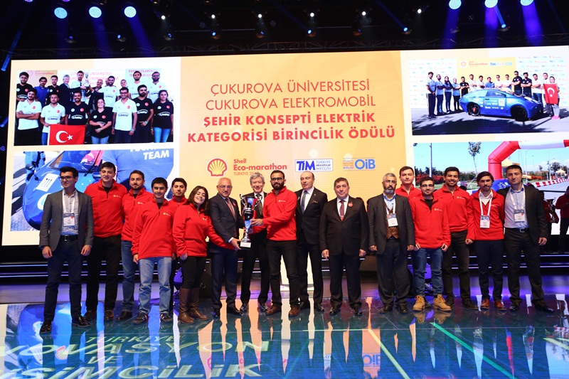 Shell Eco-marathon birincisi Çukurova Üniversitesi öğrencileri, İnovasyon Haftası’nda ödüllerini aldı