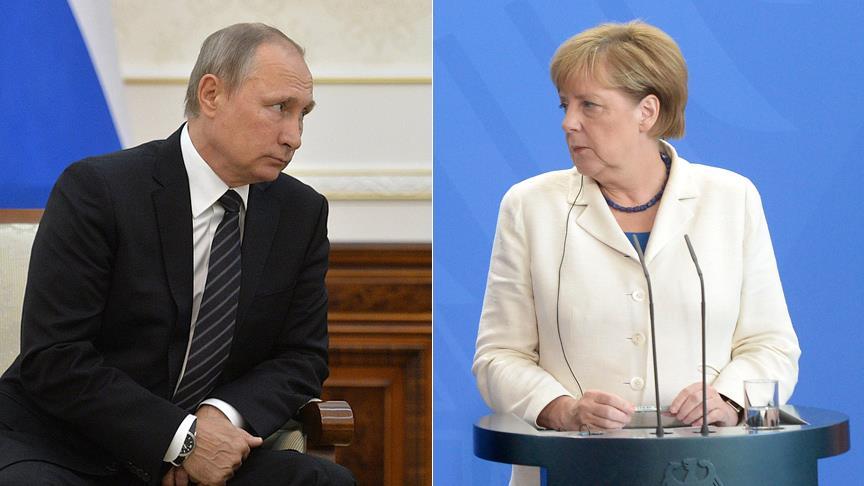 Merkel ve Putin telefonda görüştü