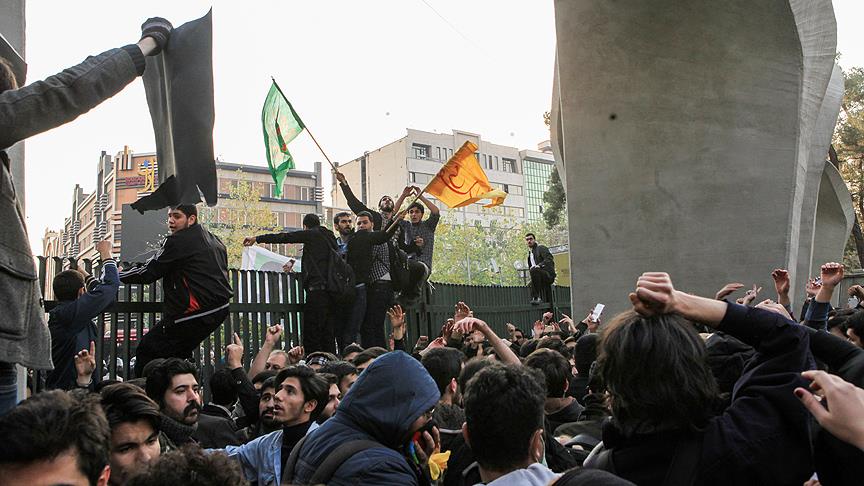 İran'daki protestolarda 23 kişi hayatını kaybetti