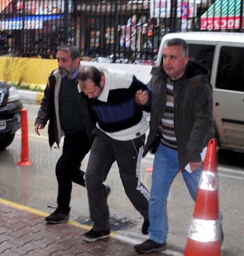 Adana'da taksi şoförünün bıçaklanarak öldürülmesi
