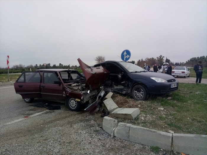 Adana'da trafik kazası: 6 yaralı