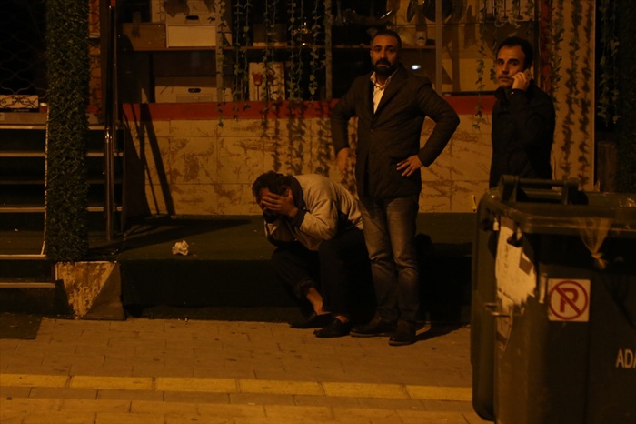 Adana'da 8. kattan düşen kişi öldü