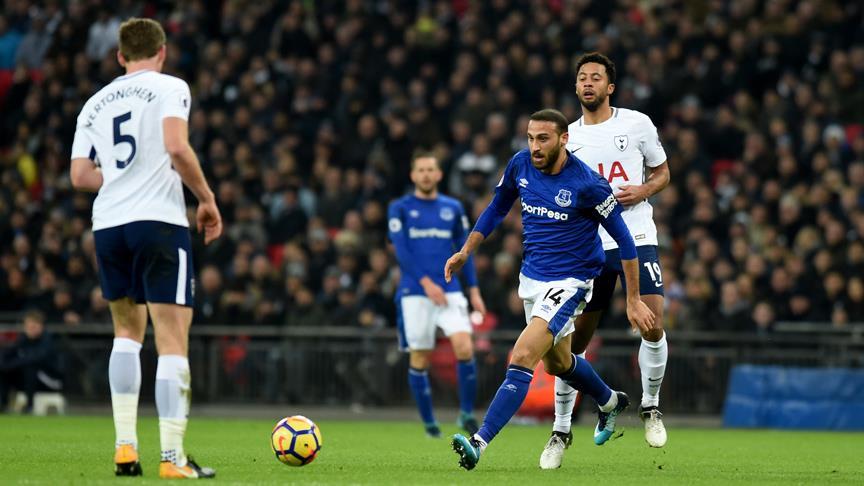 Everton'a 3 puanı Cenk Tosun getirdi