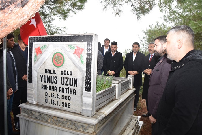Ülkücü Şehit Yunus Uzun Kabri Başında Anıldı