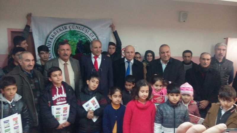 Adana Diyarbekır Çüngüşlüler Derneğinden Eğitime Anlamlı Katkı