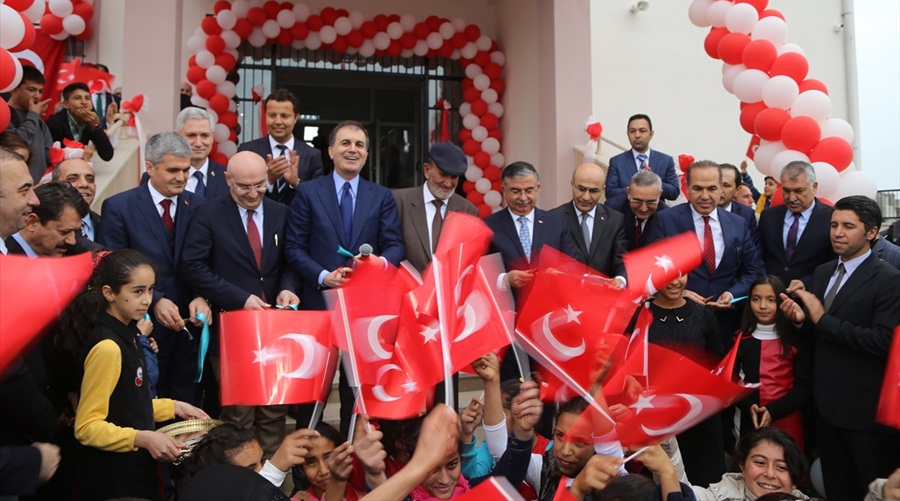 Bakan Çelik: 'Zeytinli'den Zeytin Dalı'na..'