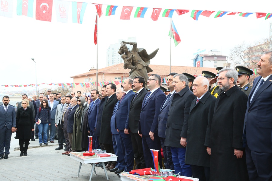 Ünüvar:  “Batı, bütün failleri ortada duran Hocalı katliamını görmezden geliyor”