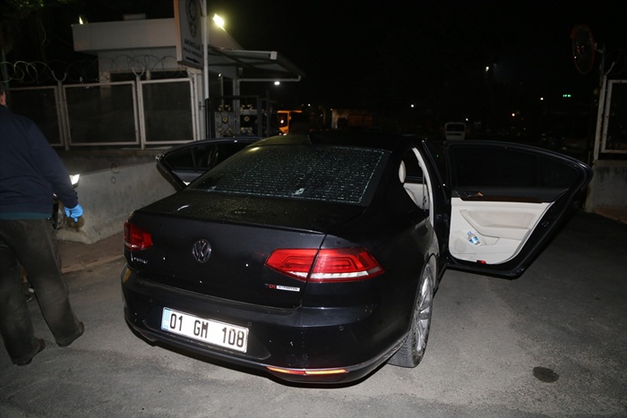 Silahla vurulan sürücü 1 kilometre gidip polise sığındı