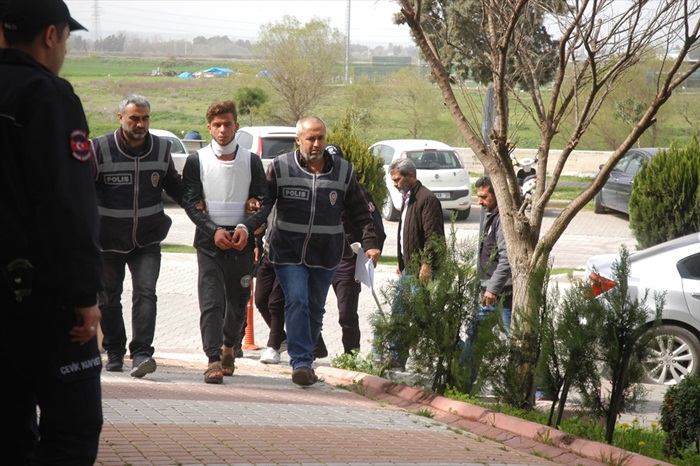 Adana'da bıçakla yaralama