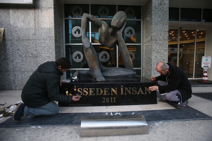 “Hisseden Adam”, “Hisseden İnsan” oldu