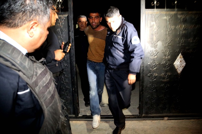 Adana'da polise ateş eden şüpheli yakalandı