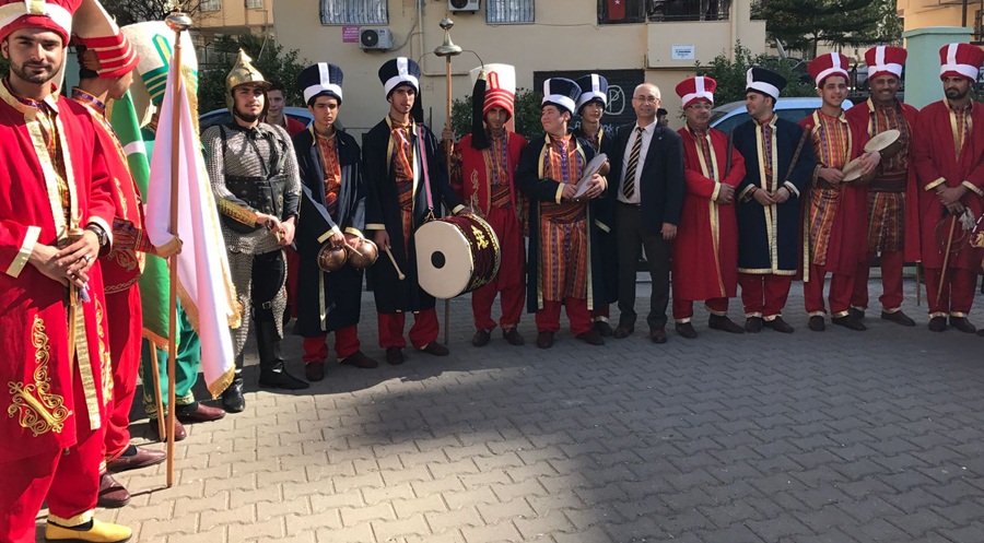 Gönül Ferhat Baykara İlkokulu Öğrencileri Çanakkale Zaferi'ni Coşkuyla Kutladılar