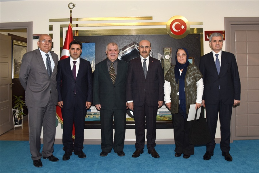 Vali Demirtaş Hayırseverler İhsan Ve Nurhan Demirtaş İle Protokol İmzaladı..