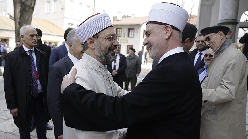 Diyanet İşleri Başkanı Erbaş Saraybosna'da cuma namazı kıldırdı