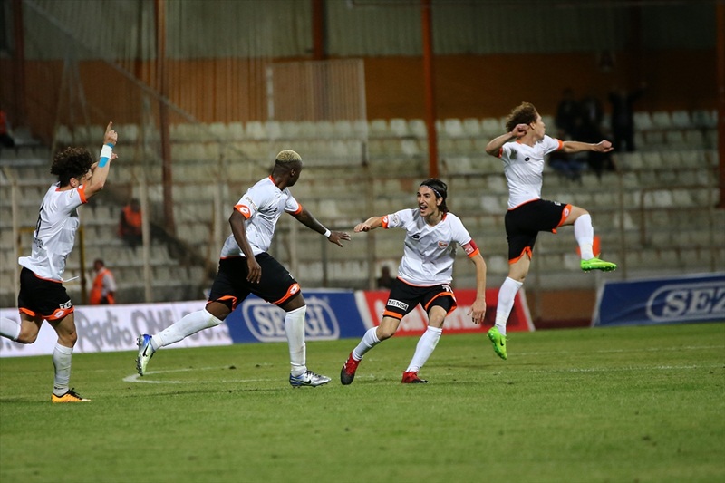 Ümraniyespor: 2 - Adanaspor: 1