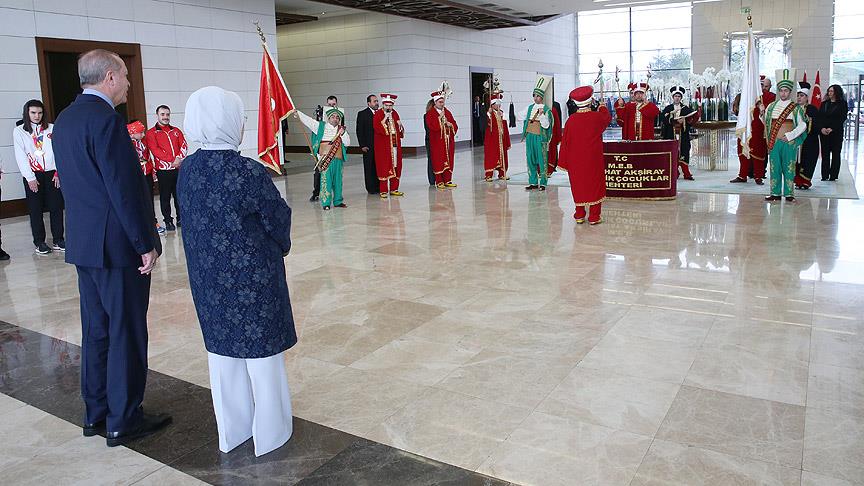 Cumhurbaşkanı Erdoğan'a 'özel' karşılama