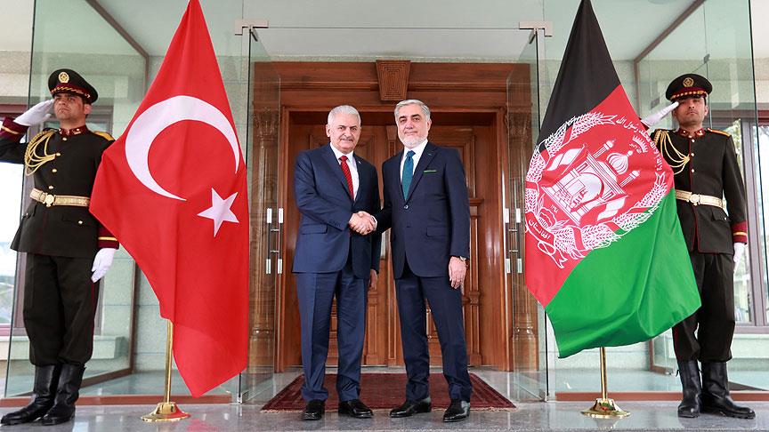 Yıldırım, Afganistan İcra Heyeti Başkanı ile bir araya geldi