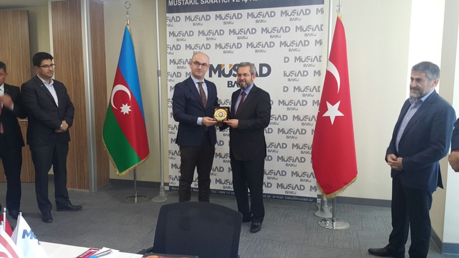 Ünüvar, Bakü’de iş adamları ile buluştu..
