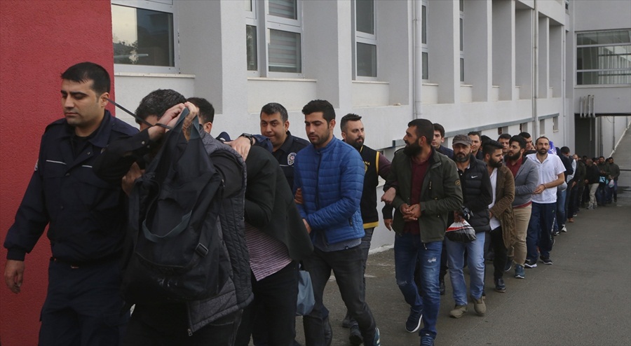 Adana merkezli dolandırıcılık operasyonu zanlıları adliyede