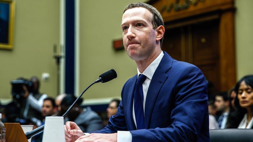 Zuckerberg: Benim de bilgilerim satıldı