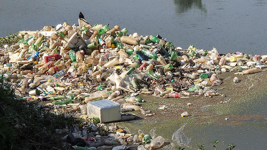 Geri dönüşümde plastik yiyen enzim dönemi