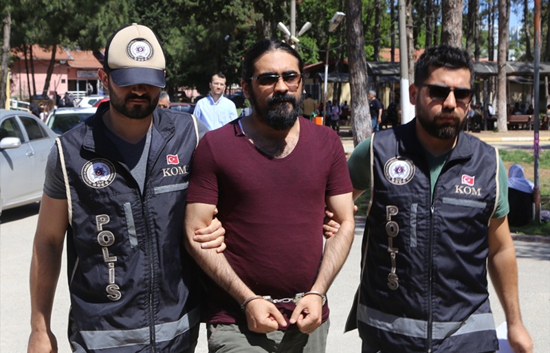 FETÖ şüphelisi üzerinde 61 bin dolarla yakalandı