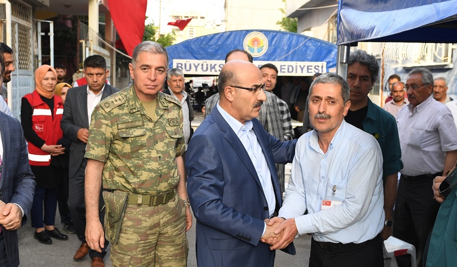Vali Demirtaş’tan Şehit Ailesine Taziye Ziyareti..