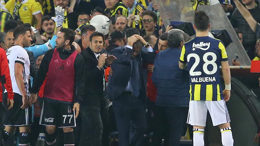 Fenerbahçe-Beşiktaş derbisi kaldığı yerden devam edecek