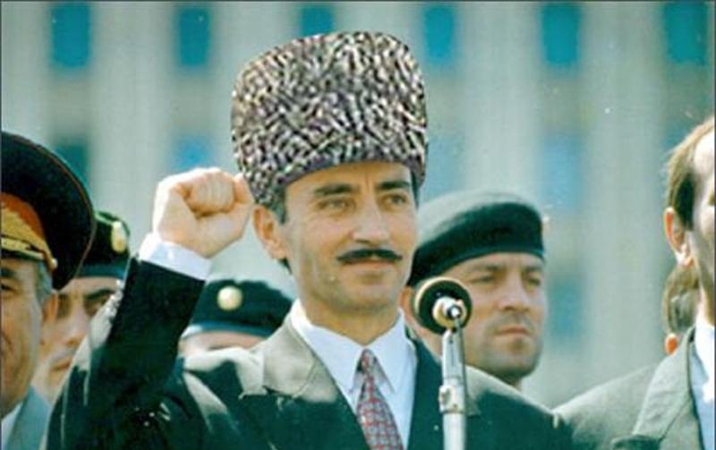 Şeyh Şamil'in izinde bir Çeçen komutan: Dudayev