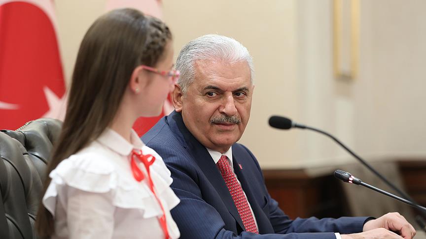 Yıldırım: Çocuklarımız için bakanlarımız var gücüyle çalışıyor.