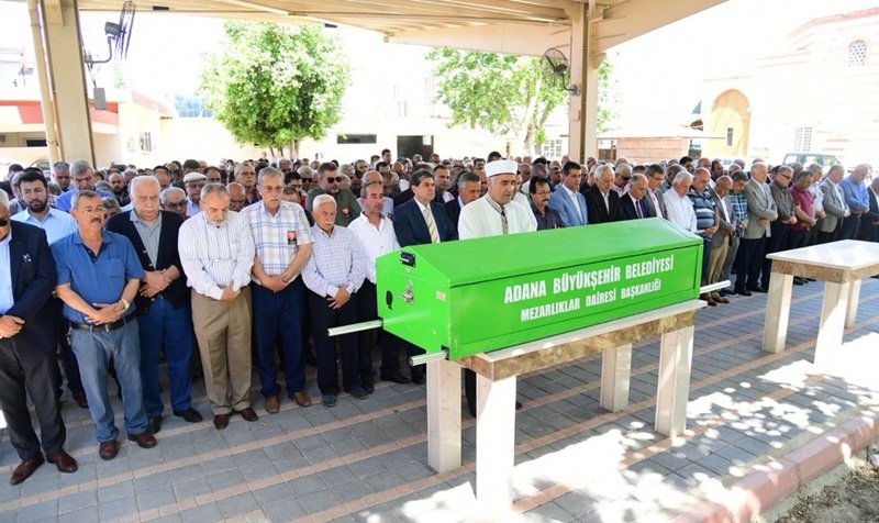 Eski bakanlardan Ersin Koçak son yolculuğuna uğurlandı  