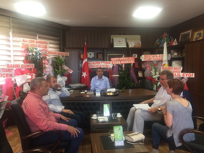 Ekonomist Peter W. Cardebring Ceyhan Ticaret Odası’nı ziyaret etti.