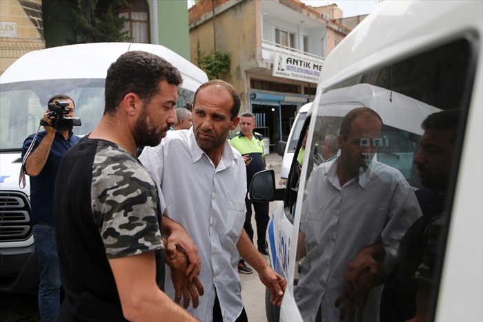 Adana’da emniyet binasının fotoğrafını çeken şüpheli yakalandı