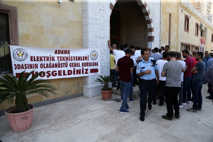Adana'da oda seçiminde kavga: 3 yaralı