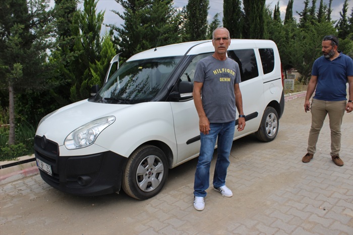 Adana'da otomobilden hırsızlık