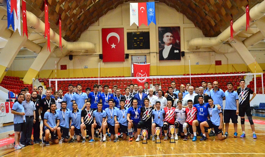 Genç Erkekler Voleybol Türkiye Şampiyonası Sona Erdi