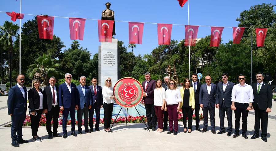 MHP Adayları dua ile başladılar!