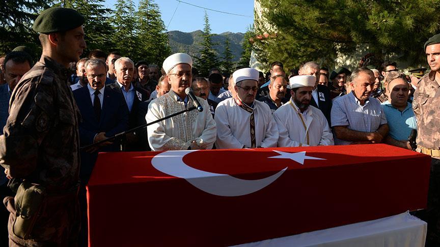 Şehit polis Uslu son yolculuğuna uğurlandı