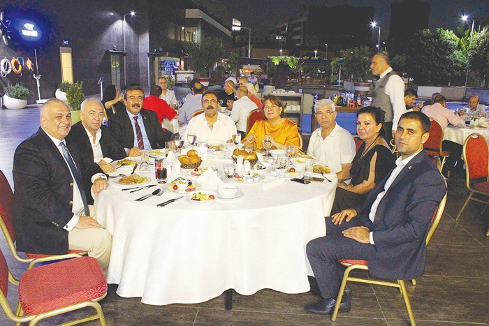 Matbaa sektörü iftarda buluştu  