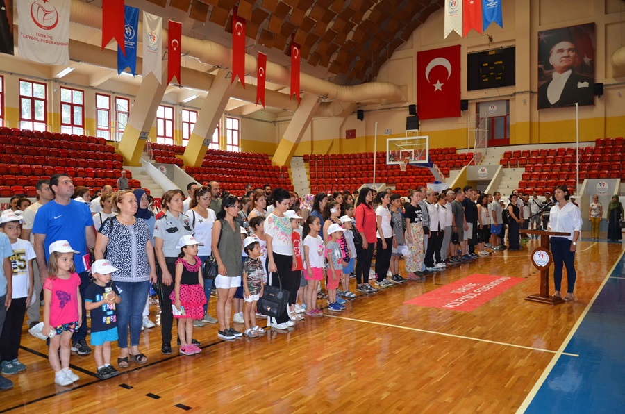 Adana’da "Geleceğin Sportmenleri Yetişiyor Projesi"