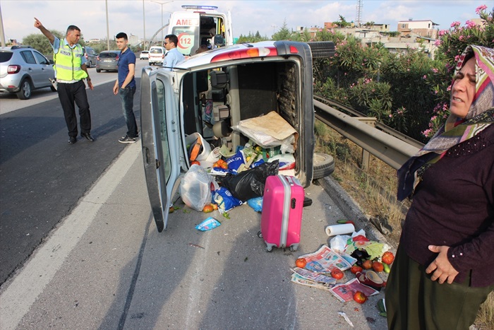 Adana'da trafik kazası: 2 yaralı