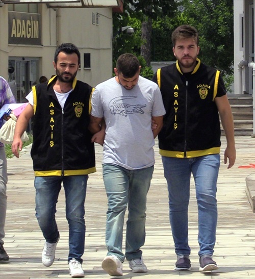 Dolandırıcı, vatandaş-polis iş birliğiyle yakalandı