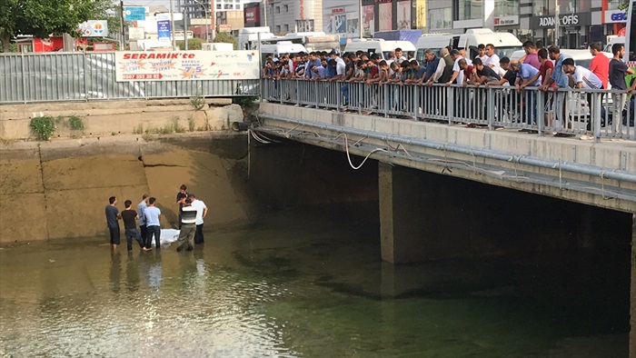 Adana'da sulama kanalına giren kişi boğuldu