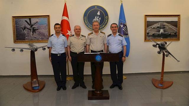 Hulusi Akar, İncirlik Üssü'nü denetledi