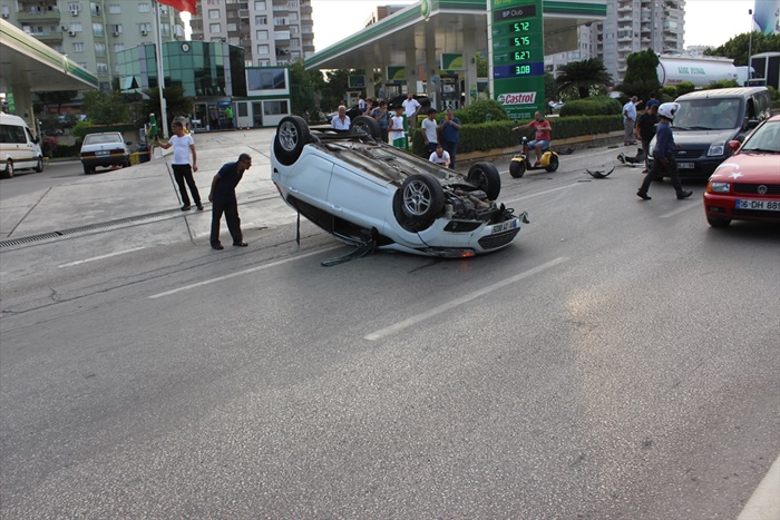 Adana'da trafik kazası: 1 yaralı