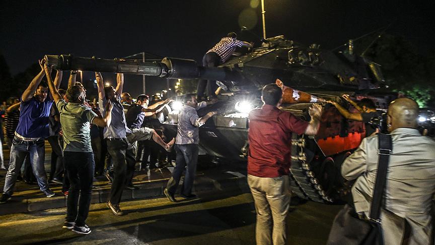 'Halk o gece olağanüstü bir cesaret gösterdi'